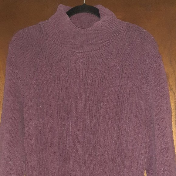 Northern Reflections maroon turtleneck sweater - Picture 1 of 2